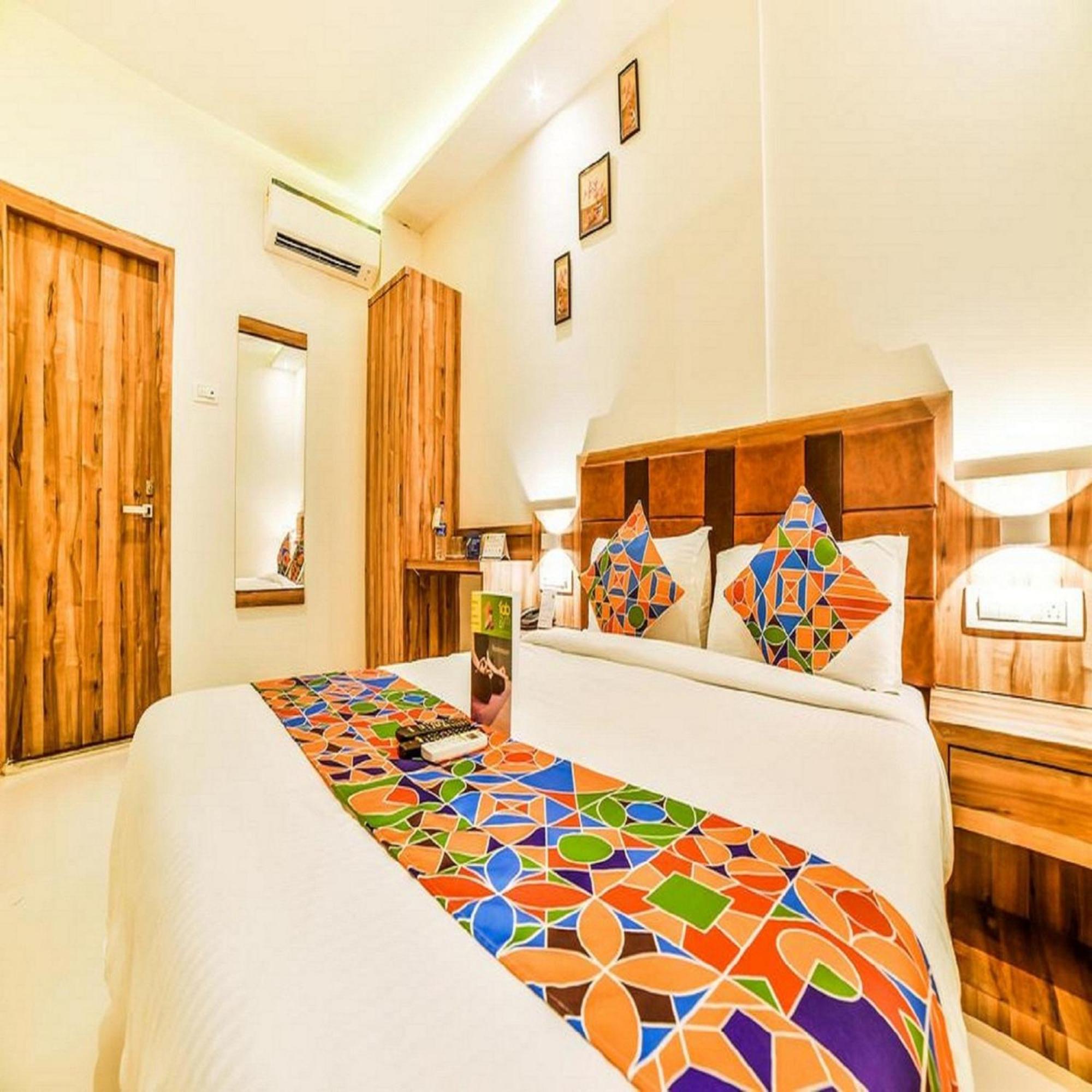 Gateway Inn Mumbai  Buitenkant foto